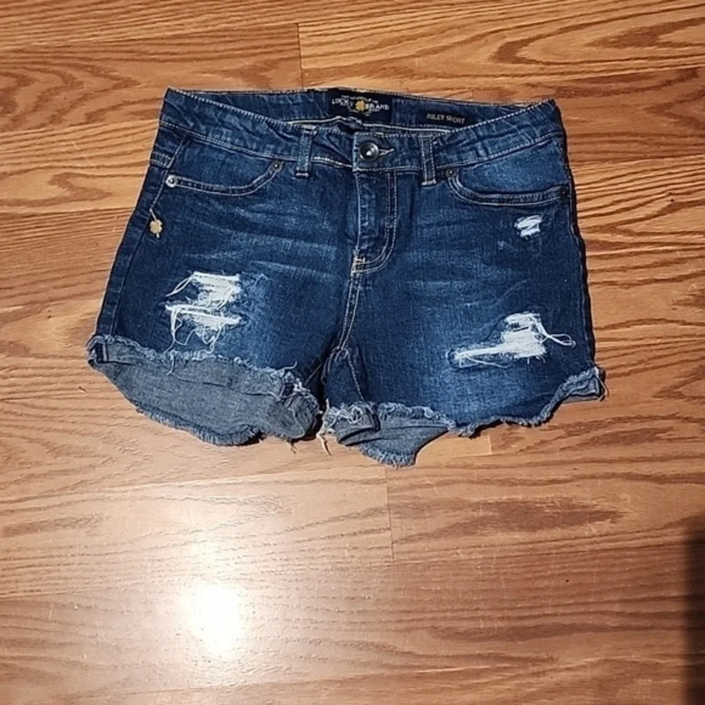 Lucky brand riley short‎ size 12